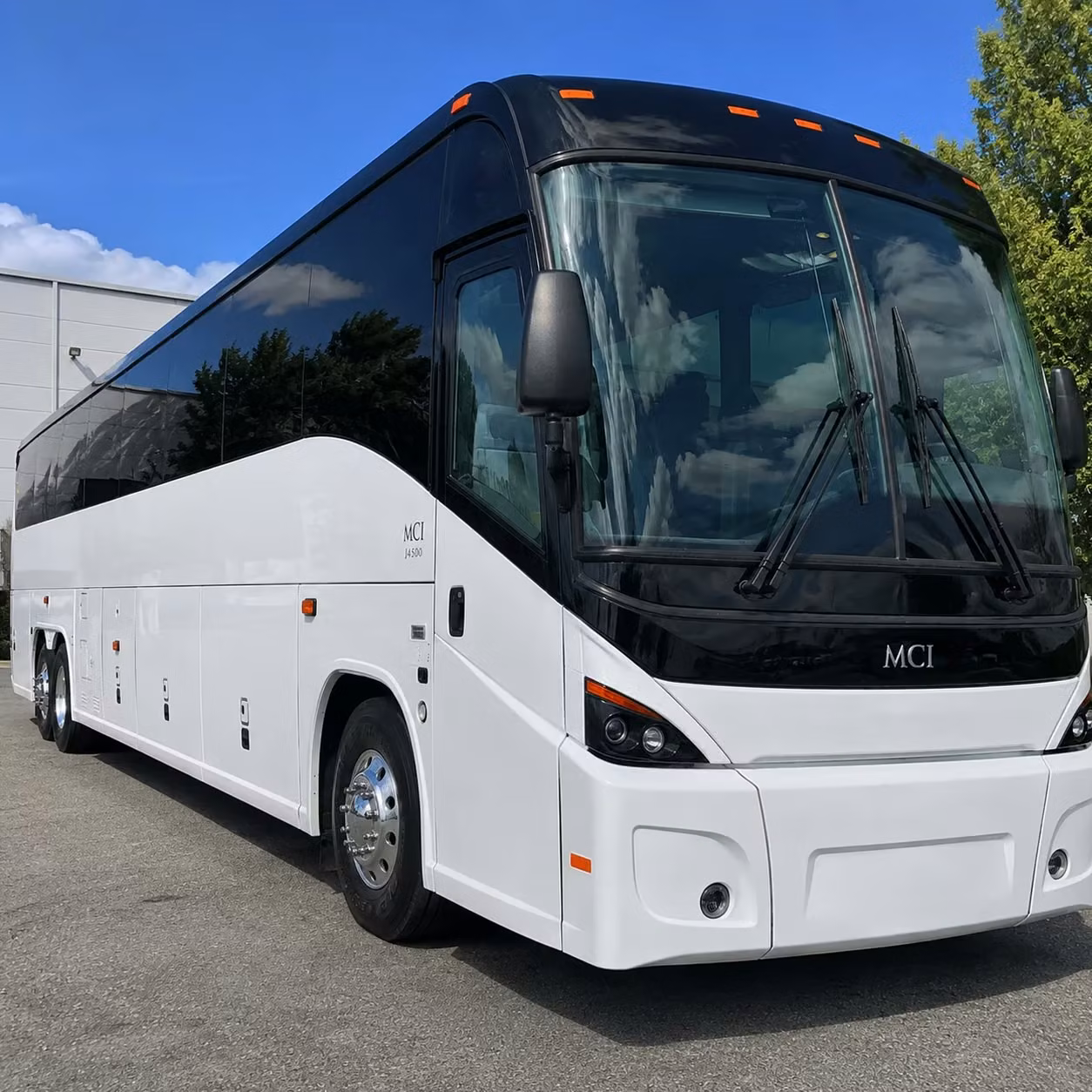 convention center conference shuttle buses for federal events in san jose