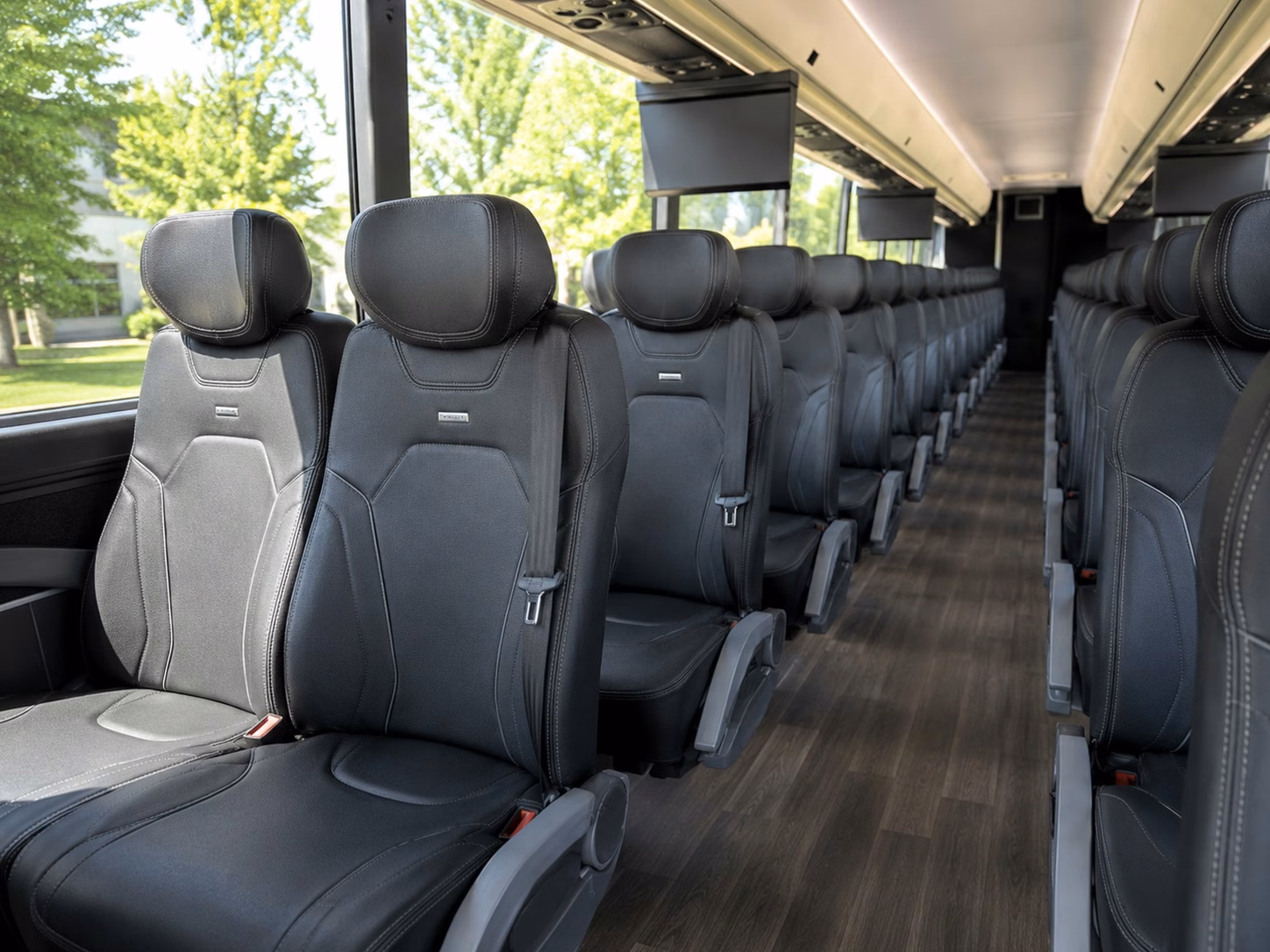 corporate suite and executive sporting event shuttles in san jose